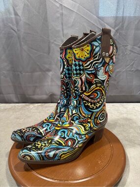 Bops by Beehive Rubber Boots